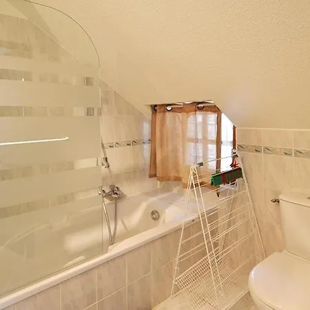 Apartamento 2 A 4 Places Au Coeur Du Village Medieval *